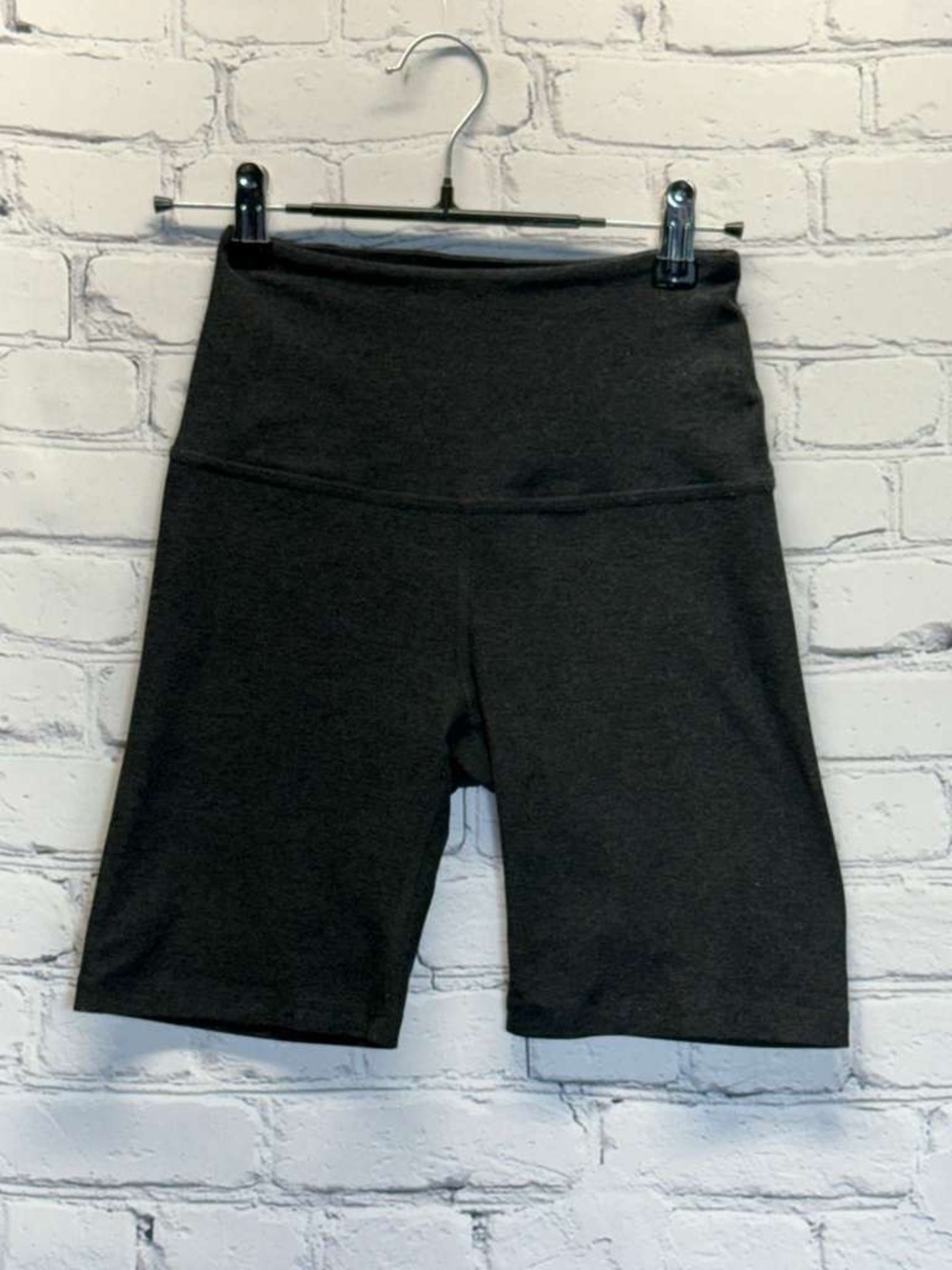 Beyond Yoga Spacedye Yoga High Waisted Biker Short Gray  Womens XS